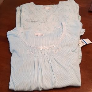 Miss Elaine gown and robe set